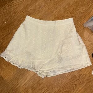 Hollister Off-White/Cream Eyelet Women's Skort